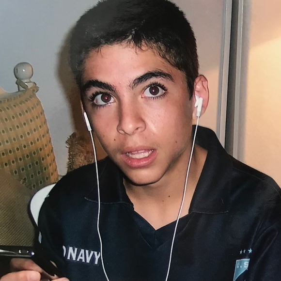 Meet your Posher, Andre - Picture 1 of 1